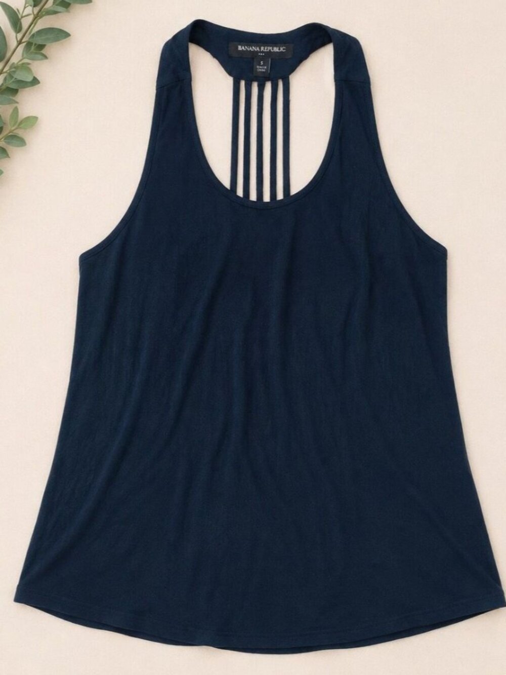 Women’s Small Black Strappy Racerback Tank Top🗺